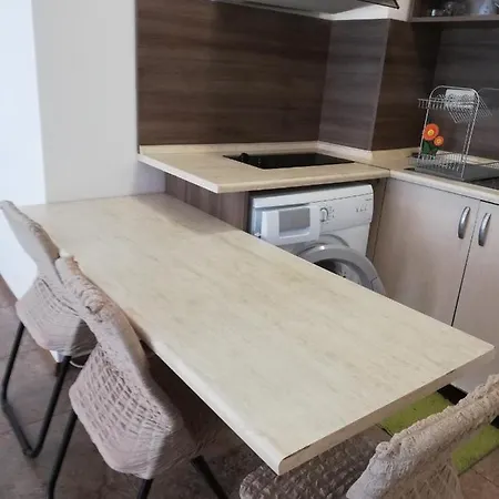 Zhelezovi Apartment Pomorie